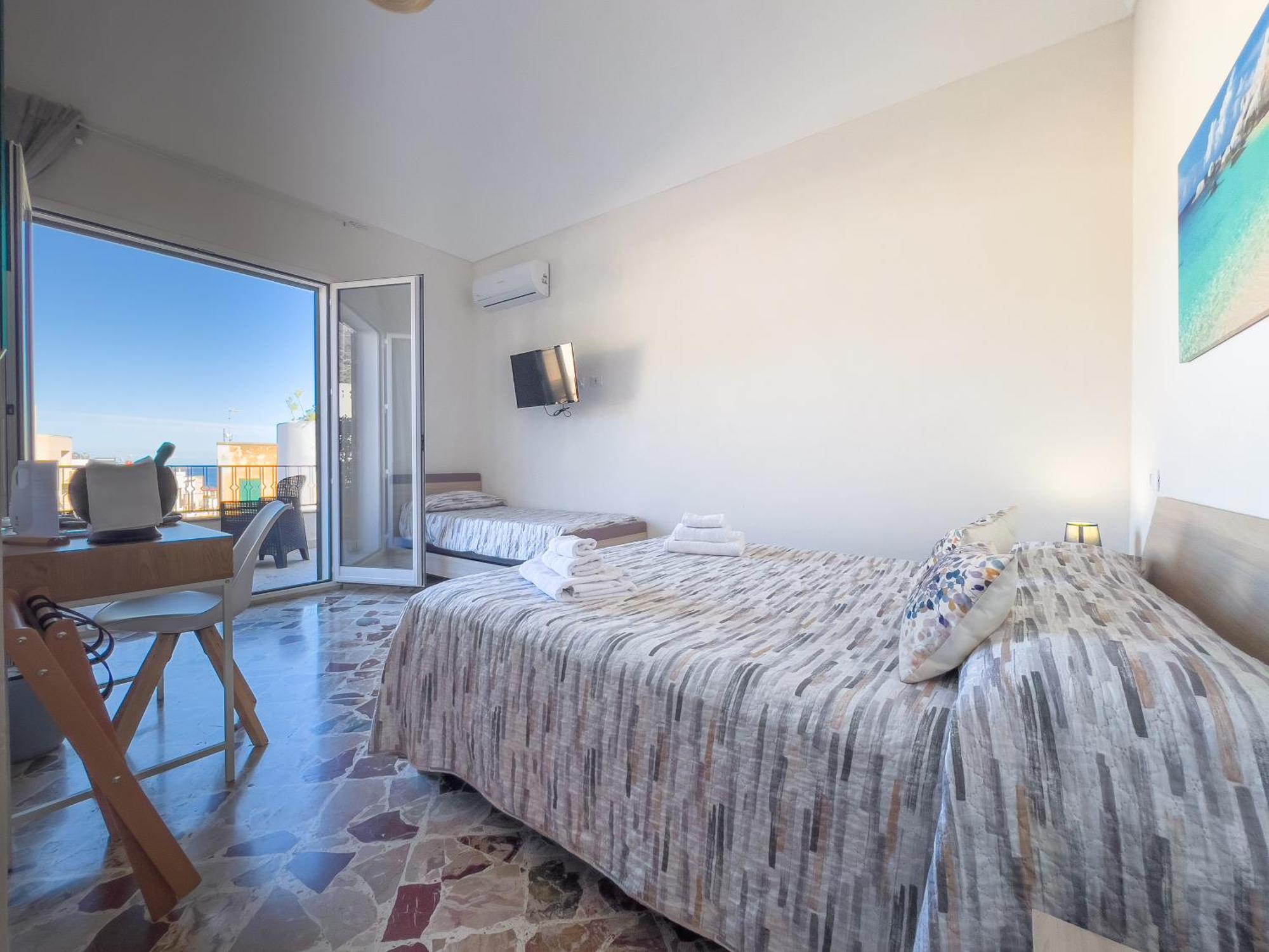 Ponente & Maestro Rooms Favignana Extérieur photo