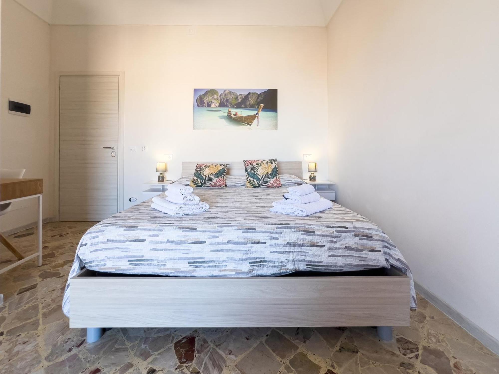 Ponente & Maestro Rooms Favignana Extérieur photo