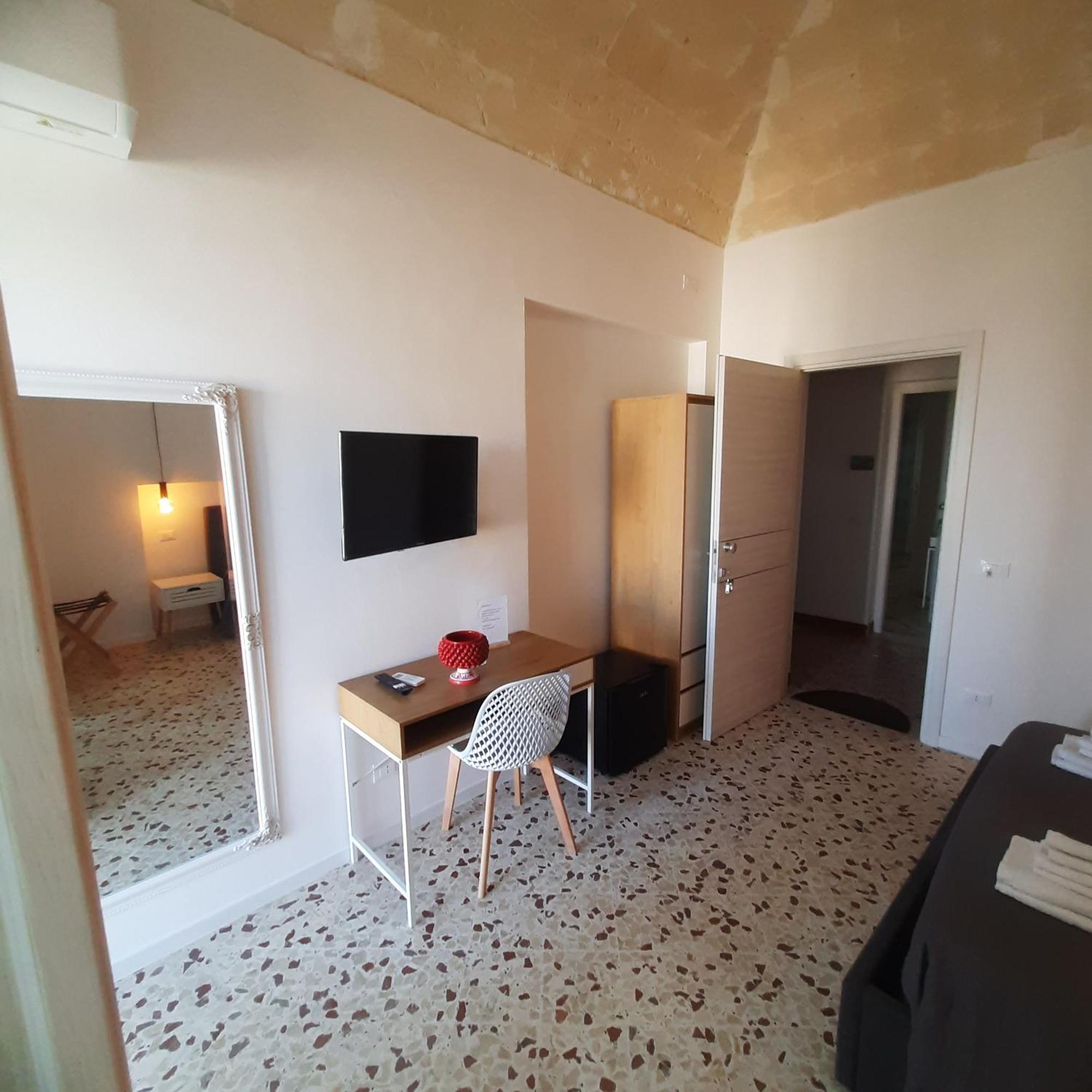 Ponente & Maestro Rooms Favignana Extérieur photo